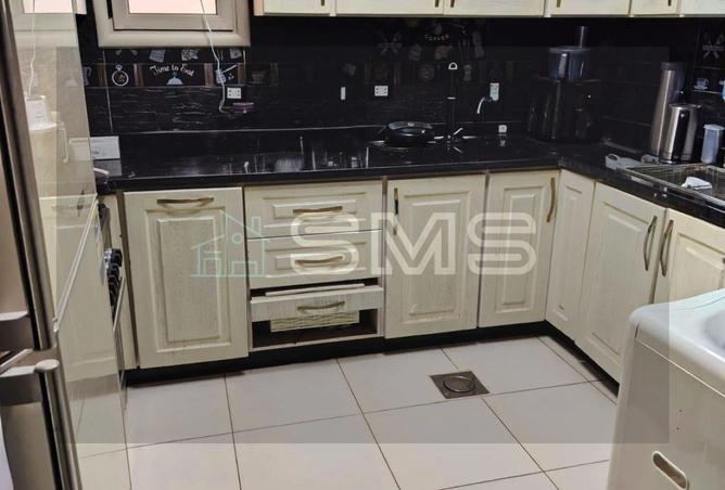 8033080 - Property Image 3