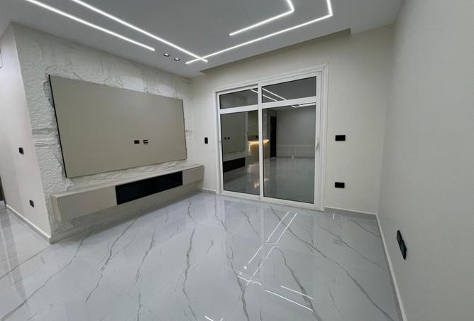 8521614 - Property Image 2