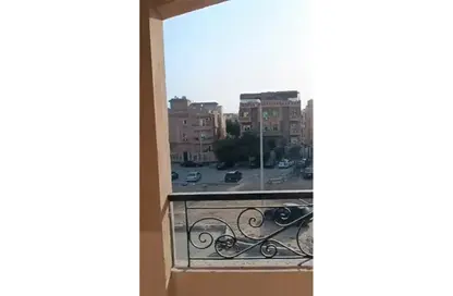 شقة - 3 غرف نوم - 2 حمامات للايجار في الحي العاشر - الشيخ زايد - الجيزة