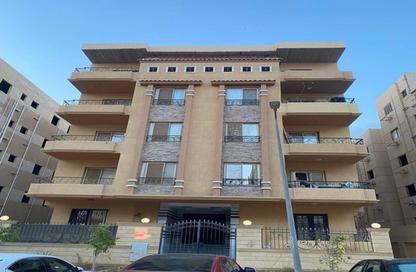 Apartment - 3 Bedrooms - 2 Bathrooms for sale in Al Andalus District - New Cairo City - Cairo