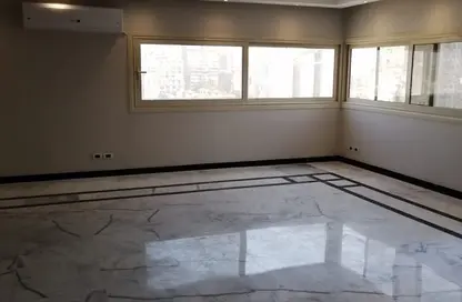 Co-Working Space - Studio - 6 Bathrooms for rent in Shooting Club Street - Dokki - Giza
