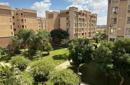 Apartment - 2 Bedrooms - 2 Bathrooms for sale in Madinaty - Cairo
