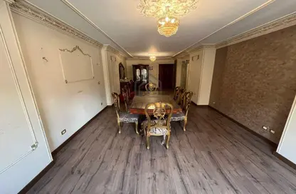 شقة - 3 غرف نوم - 2 حمامات للبيع في شارع رشدي - رشدي - حي شرق - الاسكندرية