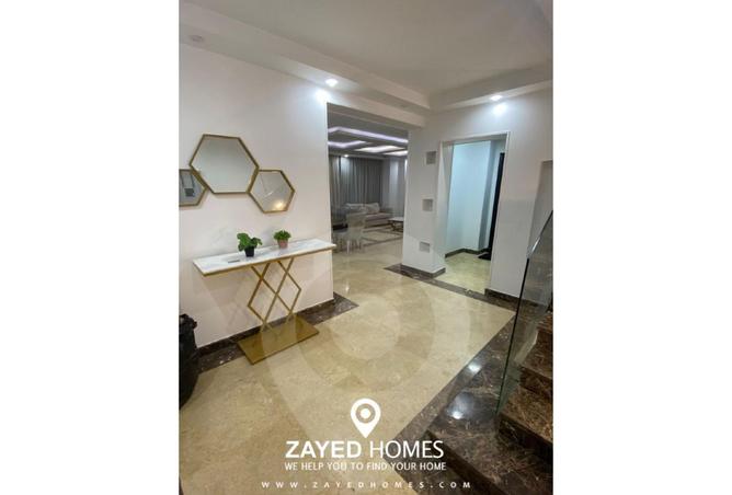 8254200 - Property Image 3