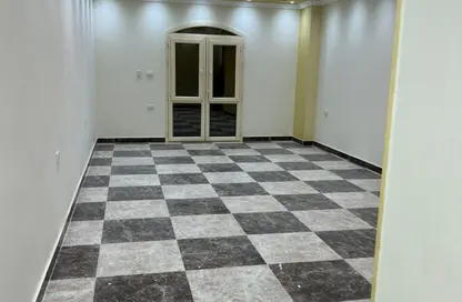 Apartment - 3 Bedrooms - 2 Bathrooms for rent in South Lotus - El Lotus - New Cairo City - Cairo