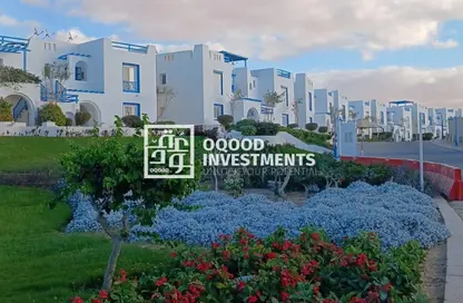 Chalet - 2 Bedrooms - 2 Bathrooms for sale in Mountain View - Ras Al Hekma - North Coast