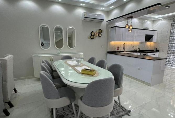 8328235 - Property Image 2