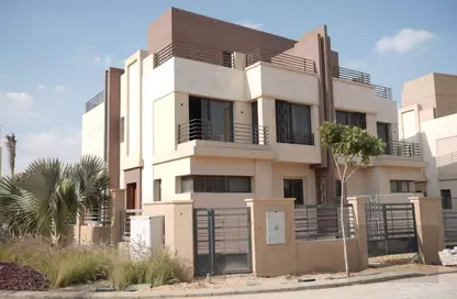 فيلا - 4 غرف نوم - 3 حمامات للبيع في الما - الحي الثاني - الشيخ زايد - الجيزة