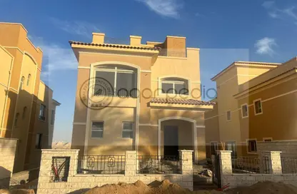 Villa - 6 Bedrooms - 5 Bathrooms for sale in Stone Park - 5th Settlement Compounds - The 5th Settlement - New Cairo City - Cairo