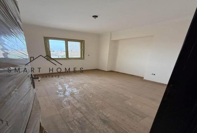8039416 - Property Image 3