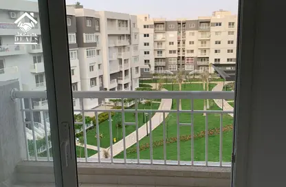 شقة - 4 غرف نوم - 3 حمامات للايجار في مدينتي - القاهرة