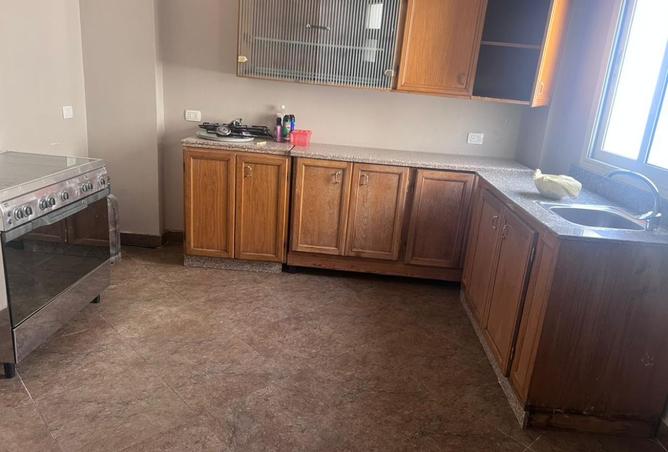 8357031 - Property Image 3