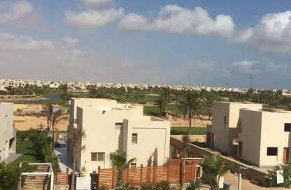 Chalet - 2 Bedrooms - 2 Bathrooms for rent in Hacienda Bay - Sidi Abdel Rahman - North Coast