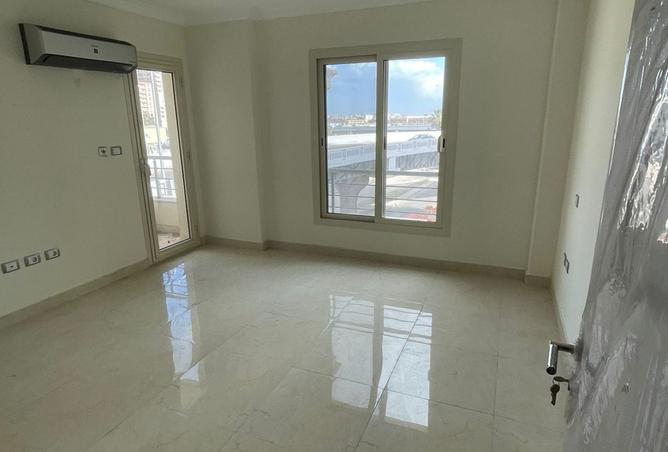 8447605 - Property Image 2