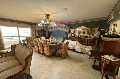 Apartment - 3 Bedrooms - 3 Bathrooms for sale in Abbas Al Akkad St. - 1st Zone - Nasr City - Cairo