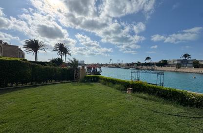 Villa - 6 Bedrooms - 5 Bathrooms for sale in Marina 6 - Marina - Al Alamein - North Coast
