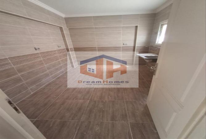 7709640 - Property Image 2