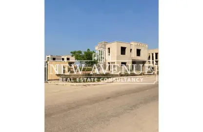 Villa - 5 Bedrooms - 5 Bathrooms for sale in Ivy - Cairo Alexandria Desert Road - Giza