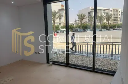 Office Space - Studio - 1 Bathroom for rent in Hyde Park Business District Mall - South Teseen St. - The 5th Settlement - New Cairo City - Cairo