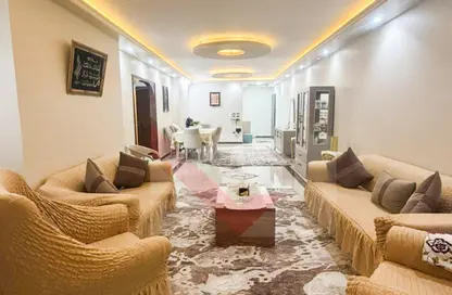 Apartment - 3 Bedrooms - 2 Bathrooms for sale in Zezenia - Hay Sharq - Alexandria