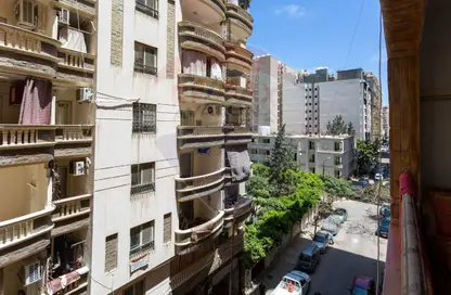 Apartment - 4 Bedrooms - 3 Bathrooms for sale in Smouha - Hay Sharq - Alexandria