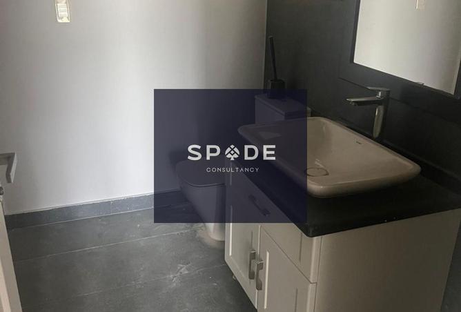 8343240 - Property Image 3