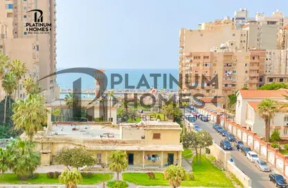 شقة - 3 غرف نوم - 2 حمامات للبيع في كوبري استانلي - ستانلي - حي شرق - الاسكندرية