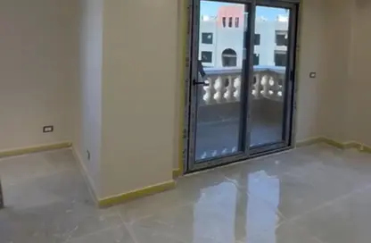 شقة - 3 غرف نوم - 2 حمامات للبيع في شارع الجزيرة - المستثمرين الجنوبية - مدينة القاهرة الجديدة - القاهرة شقة - 3 غرف نوم - 2 حمامات للبيع في شارع الجزيرة - المستثمرين الجنوبية - مدينة القاهرة الجديدة - القاهرة