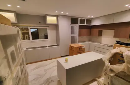 Apartment - 3 Bedrooms - 3 Bathrooms for sale in Smart Village - Cairo Alexandria Desert Road - 6 October City - Giza