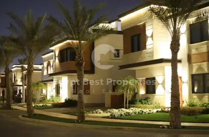 Apartment - 3 Bedrooms - 3 Bathrooms for sale in Azzar - 5th Settlement Compounds - The 5th Settlement - New Cairo City - Cairo