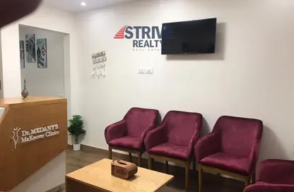 Clinic - Studio - 1 Bathroom for sale in Abou Dawoud Al Zahery St. - 6th Zone - Nasr City - Cairo