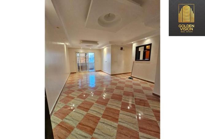 8024386 - الصورة الرئيسية للعقار