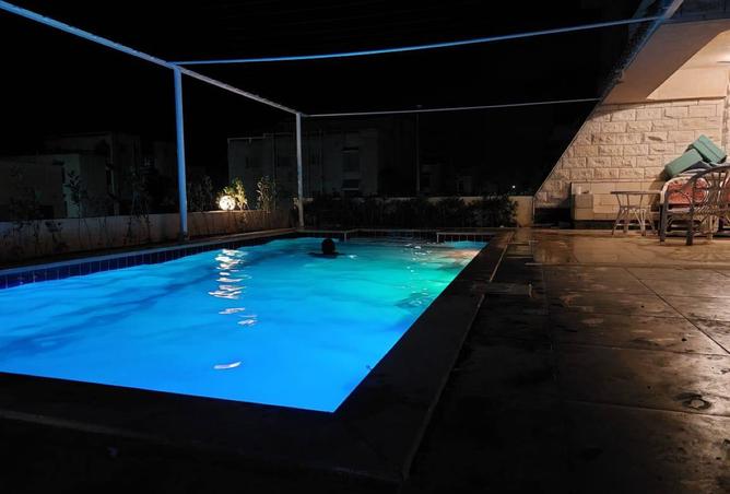 8120692 - Property Image 3