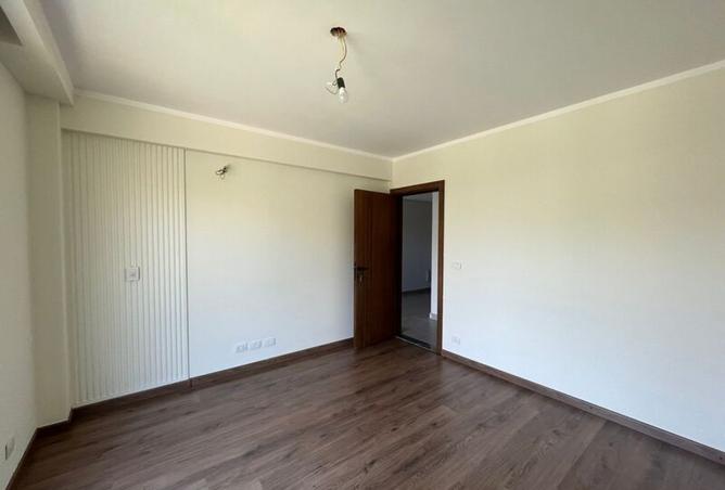 8139221 - Property Image 3