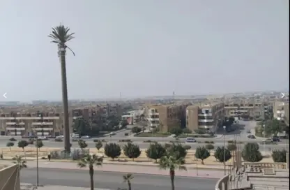 بناية كاملة - 7 غرف نوم - 7 حمامات للبيع في مدينة العبور - القليوبية