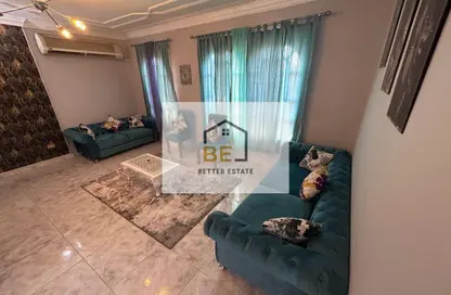Apartment - 3 Bedrooms - 2 Bathrooms for rent in Fareed Semeika St. - El Hegaz Square - El Nozha - Cairo