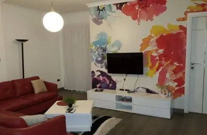 شقة - 2 غرف نوم - 1 حمام للايجار في الحي الاول - الشيخ زايد - الجيزة