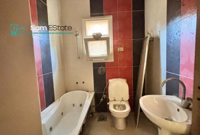 8230402 - Property Image 3