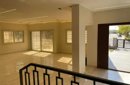 Villa - 4 Bedrooms - 4 Bathrooms for rent in Madinaty - Cairo