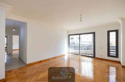 مساحات مكتبية - استوديو - 2 حمامات للايجار في شارع مصطفي ابو هيف - سابا باشا - حي شرق - الاسكندرية