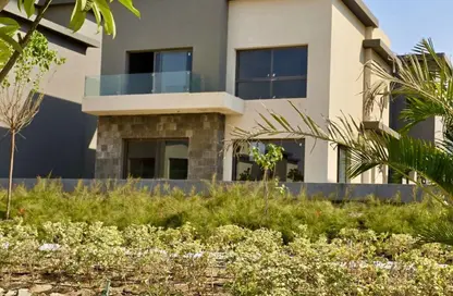Villa - 5 Bedrooms - 4 Bathrooms for sale in Creek Town - The 1st Settlement - New Cairo City - Cairo