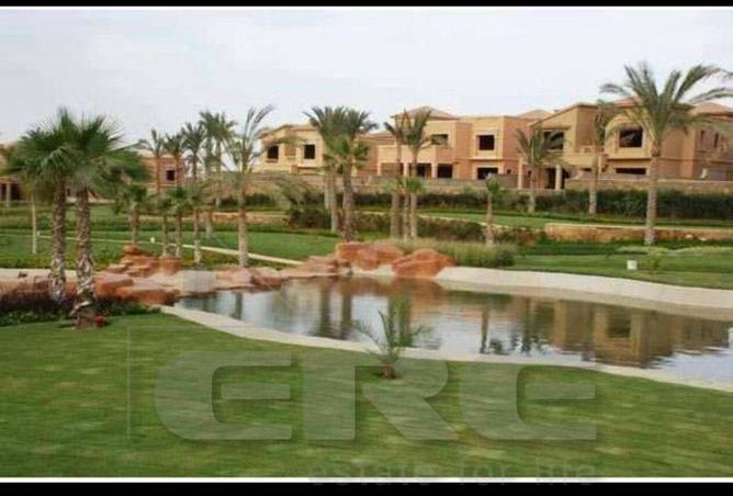 Villa - 4 Bedrooms - 5 Bathrooms for sale in Seasons Residence - Ext North Inves Area - New Cairo City - Cairo