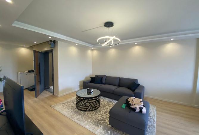 8062643 - Property Image 2