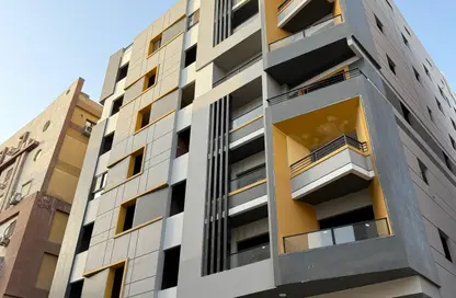 Apartment - 3 Bedrooms - 3 Bathrooms for sale in Al Hadaba Al Wosta - Mokattam - Cairo
