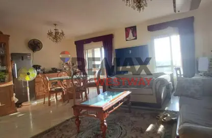 شقة - 3 غرف نوم - 2 حمامات للبيع في 6 ويست - بيفرلي هيلز - كمبوندات الشيخ زايد - الشيخ زايد - الجيزة