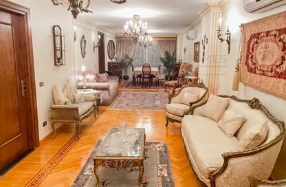 Apartment - 3 Bedrooms - 2 Bathrooms for sale in Mohamed Fawzy Moaz St. - Smouha - Hay Sharq - Alexandria