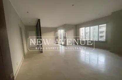 Apartment - 2 Bedrooms - 2 Bathrooms for sale in Palm Hills Village Gate - South Investors Area - New Cairo City - Cairo