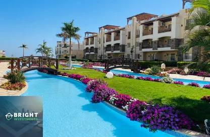 شقة - 3 غرف نوم - 2 حمامات للبيع في بلو بلو - العين السخنة - السويس