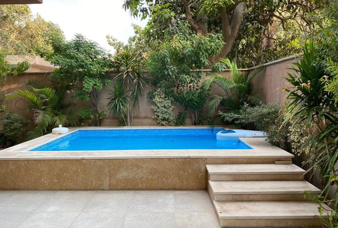 8072630 - Property Image 2