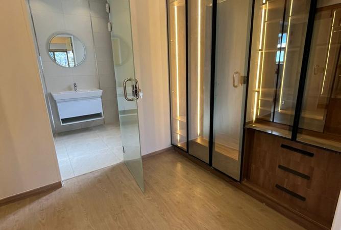 8515601 - Property Image 2